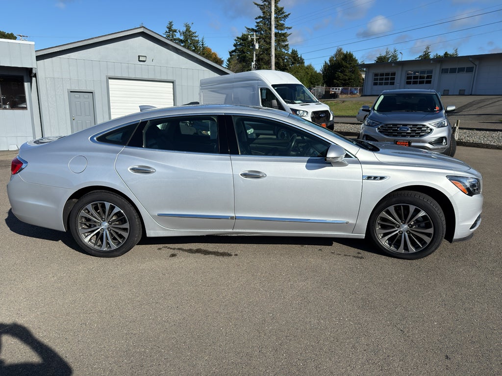 2017 Buick LaCrosse Essence