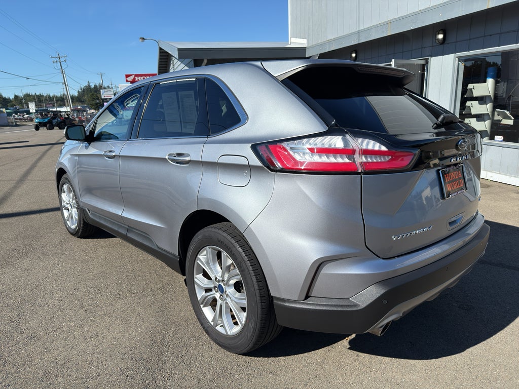 2022 Ford Edge Titanium