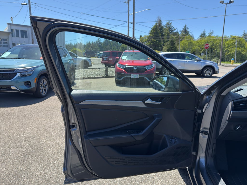 2024 Volkswagen Jetta SE