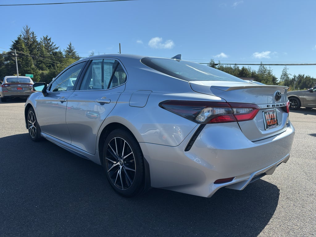 2023 Toyota Camry SE