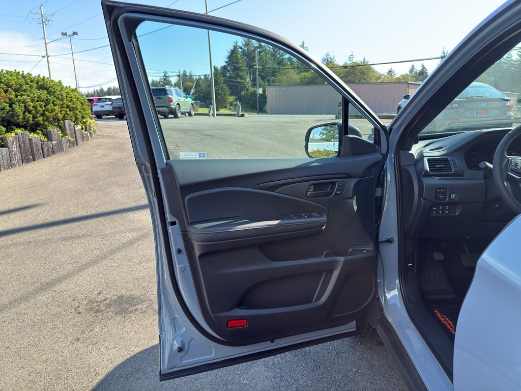 2025 Honda Ridgeline TrailSport+