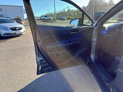 2021 Toyota C-HR XLE