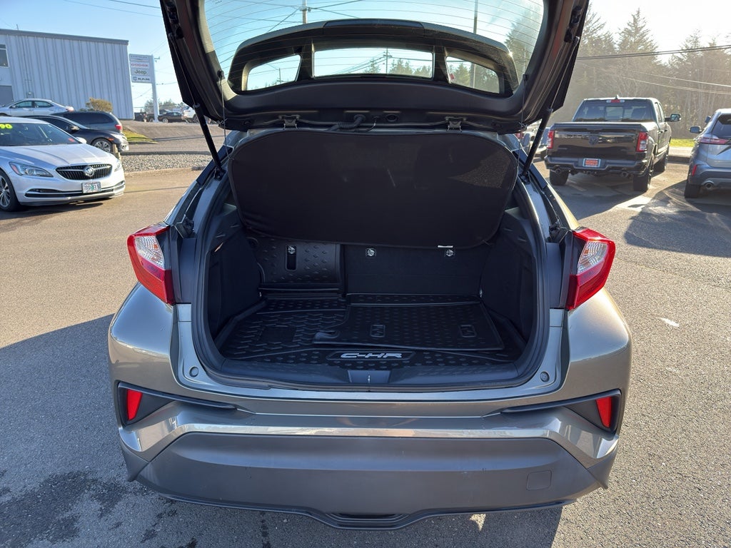 2021 Toyota C-HR XLE